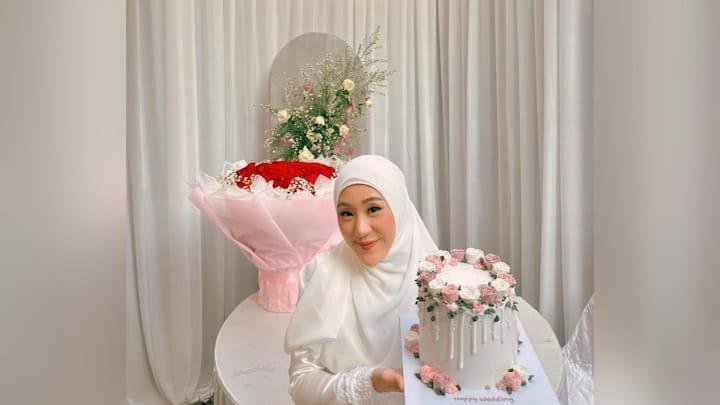 Ikram Rosadi Buktikan Rumah Tangganya dengan Larissa Chou Baik-Baik Saja, Netizen Ikut Lega!