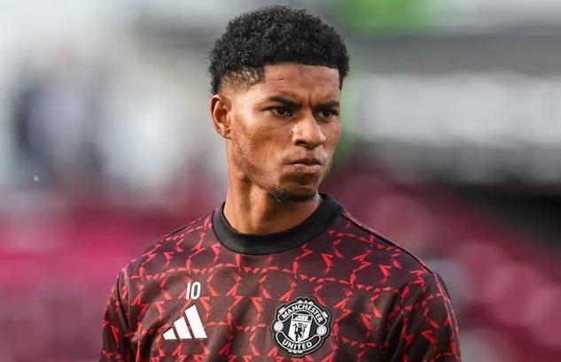 Transfer Terpanas Awal Tahun: Klub Besar Berebut Striker Muda Asia