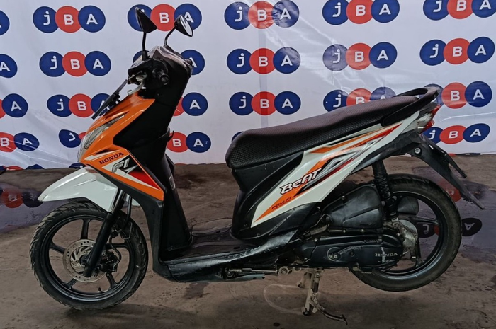 Seliter Pertalite Tembus 63 Km, Honda BeAT Tahun 2015 Dilelang Murah